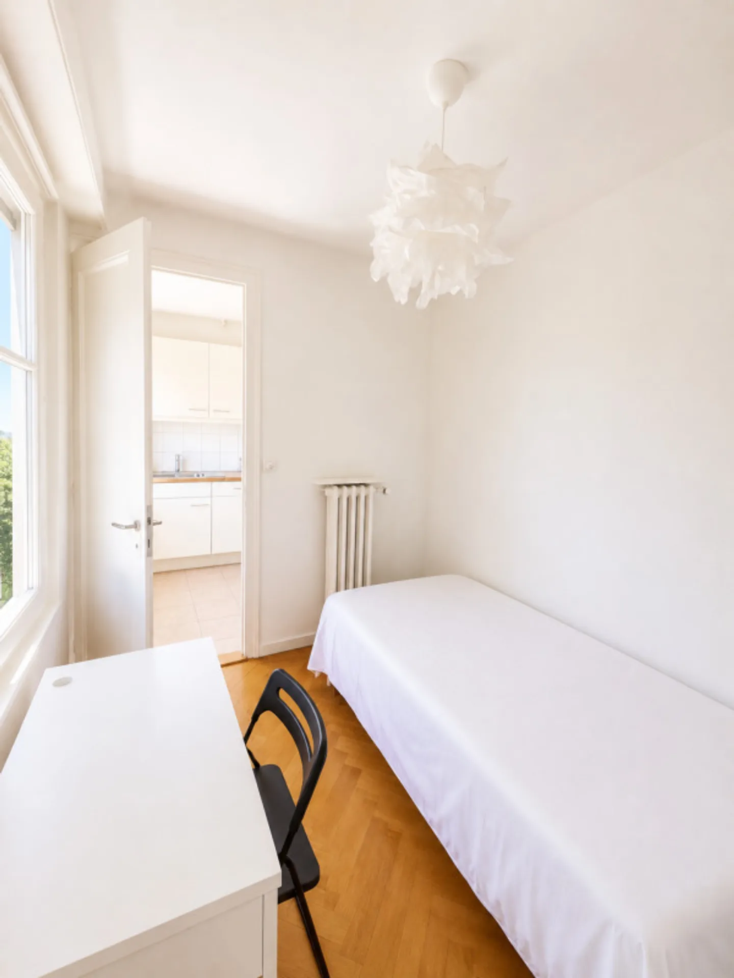 Charming apartment near the lake - Photo 23 of 25