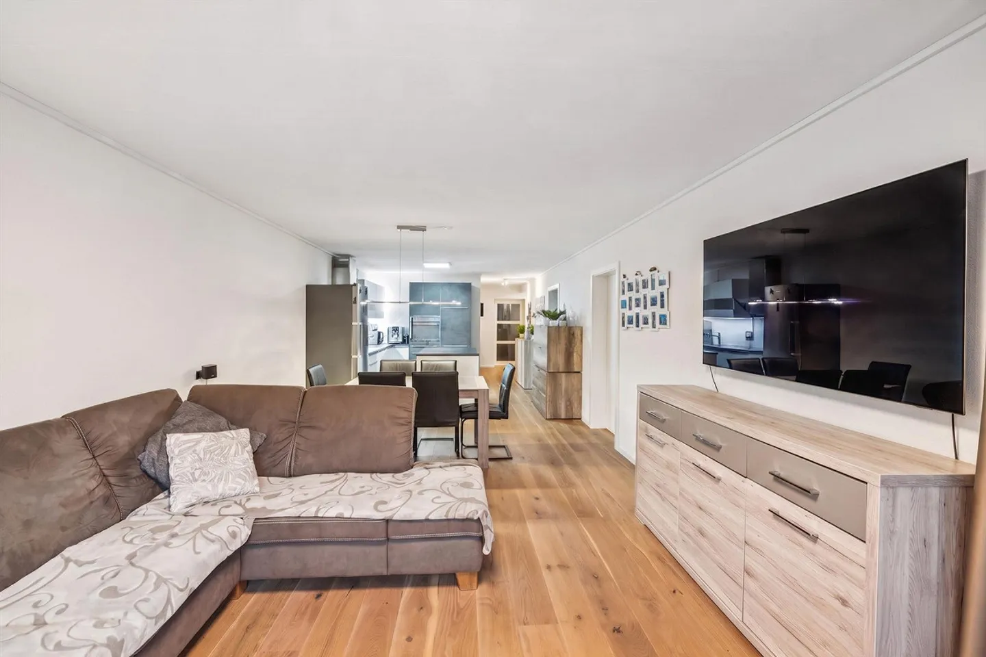 Charmante Wohnung mit Balkon - Foto 4 von 15