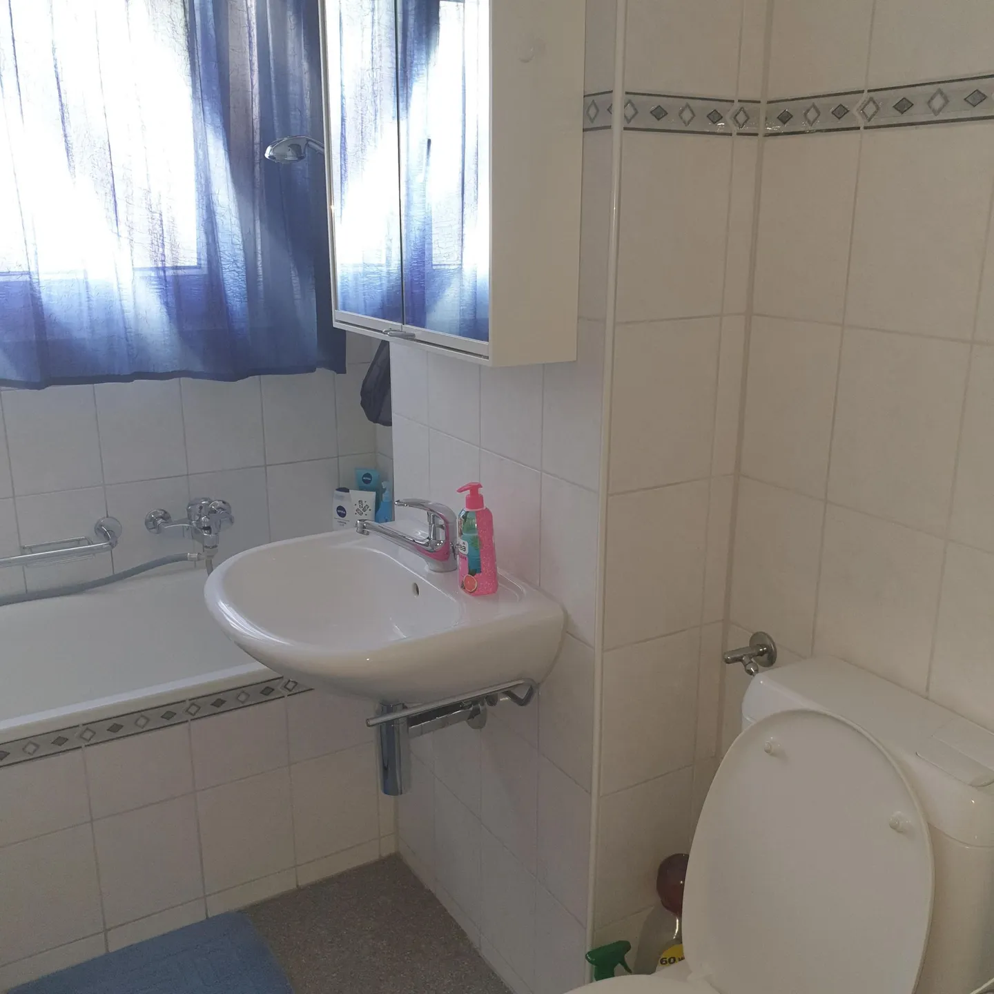 Appartamento 3.5 locali in una zona residenziale tranquilla e soleggiata, Sirnach - Foto 4 di 7