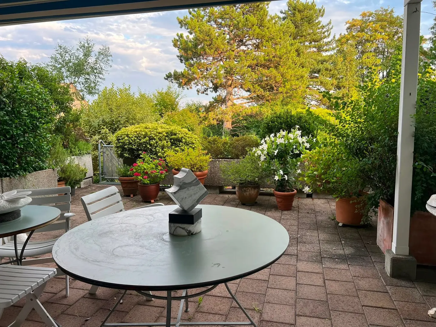 Charmant appartement en duplex de 4.5 pièces à Egg (ZH) - Photo 4 sur 10