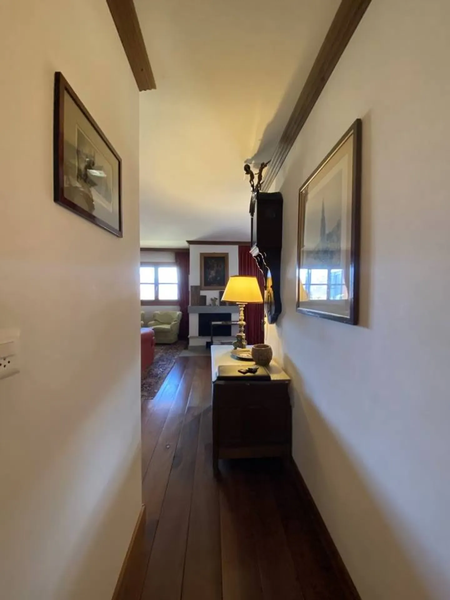 3.5 Room Apartment - Photo 3 of 9