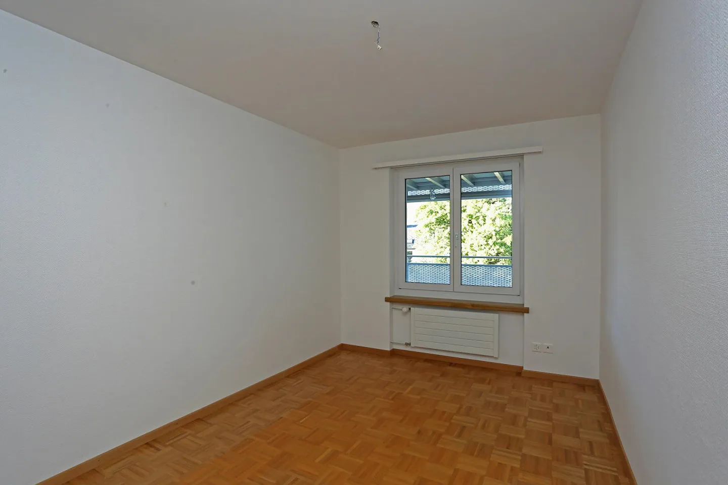 Cozy 4.5-room apartment in a quiet residential area - Photo 5 of 9