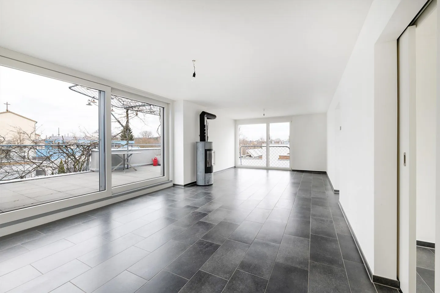 Appartamento Attico Moderno in una Posizione Tranquilla a Winterthur - Foto 4 di 8