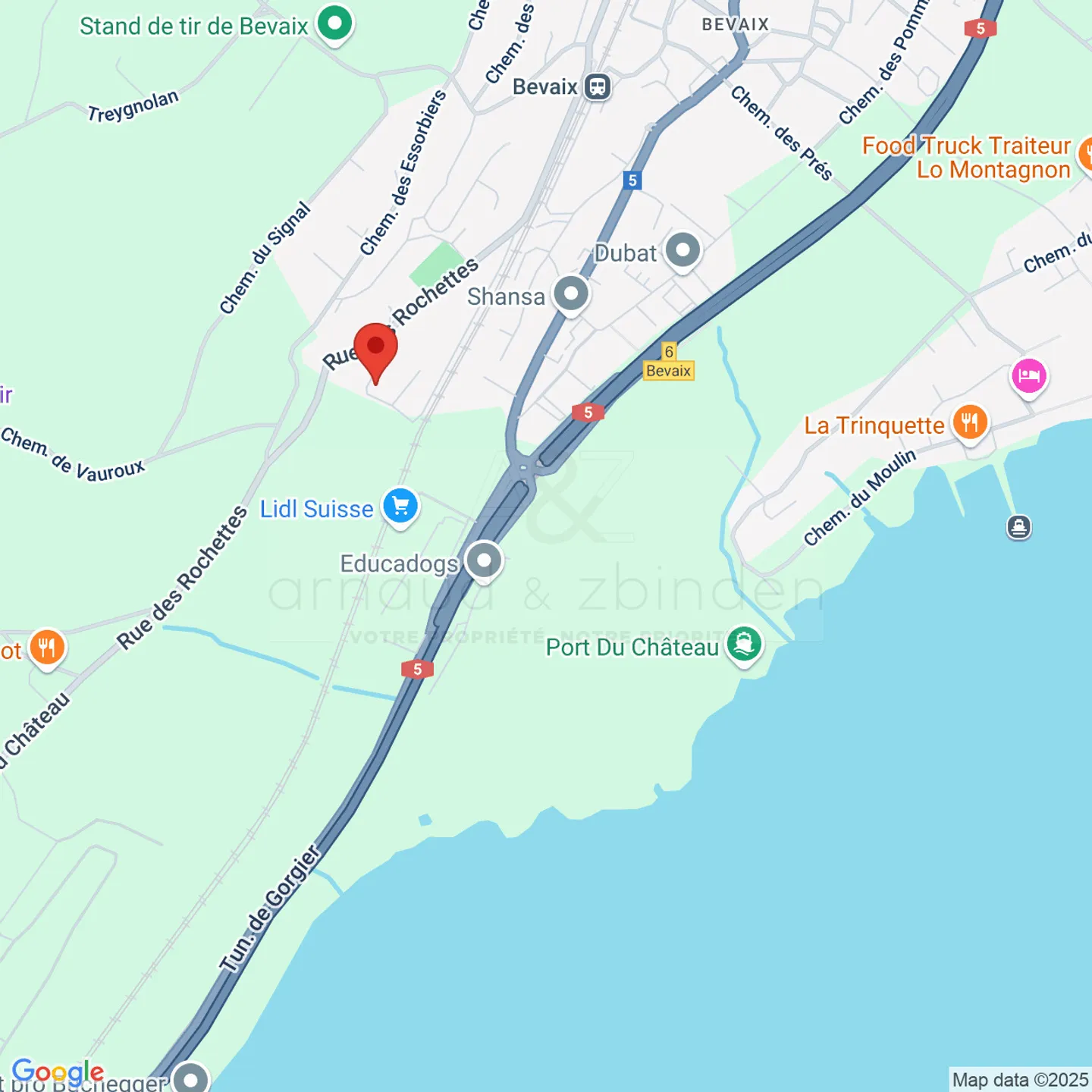 Charming house with 4.5 rooms and lake view - Photo 9 of 9