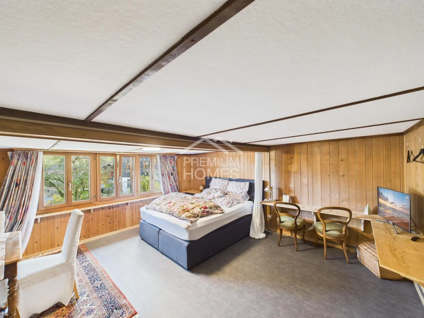 Charming Three-Family House - Perfect for Leisure and Outdoor Activities - Photo 4 of 9