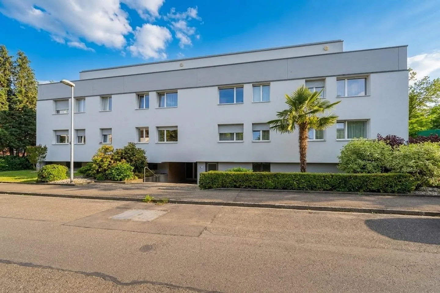 Attractive apartment in a quiet location - Photo 1 of 11