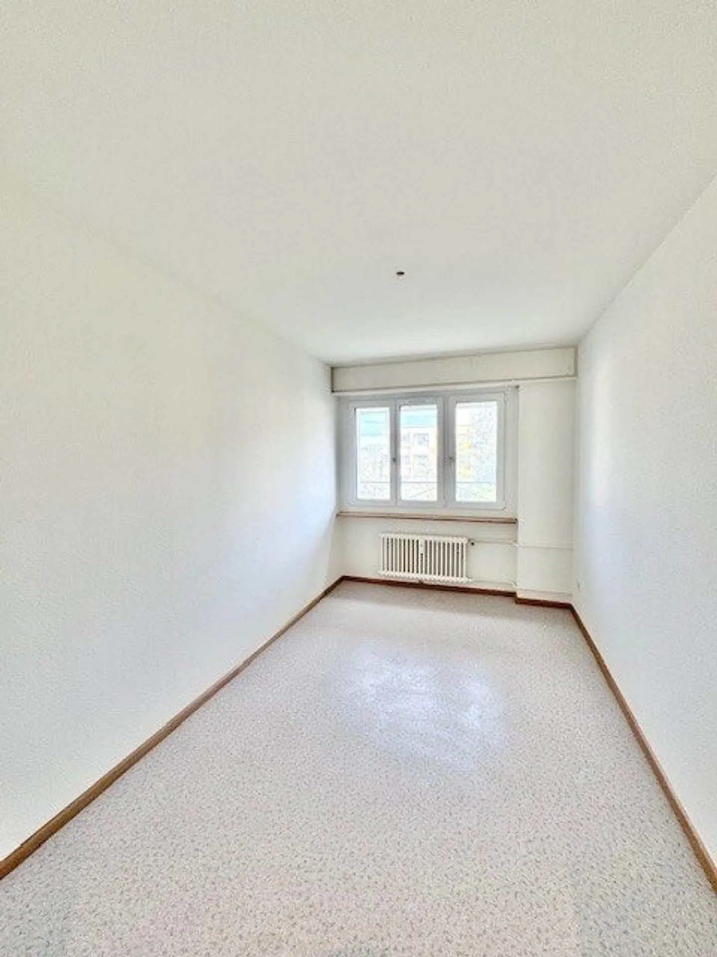 3.5 Room Apartment - Photo 6 of 7