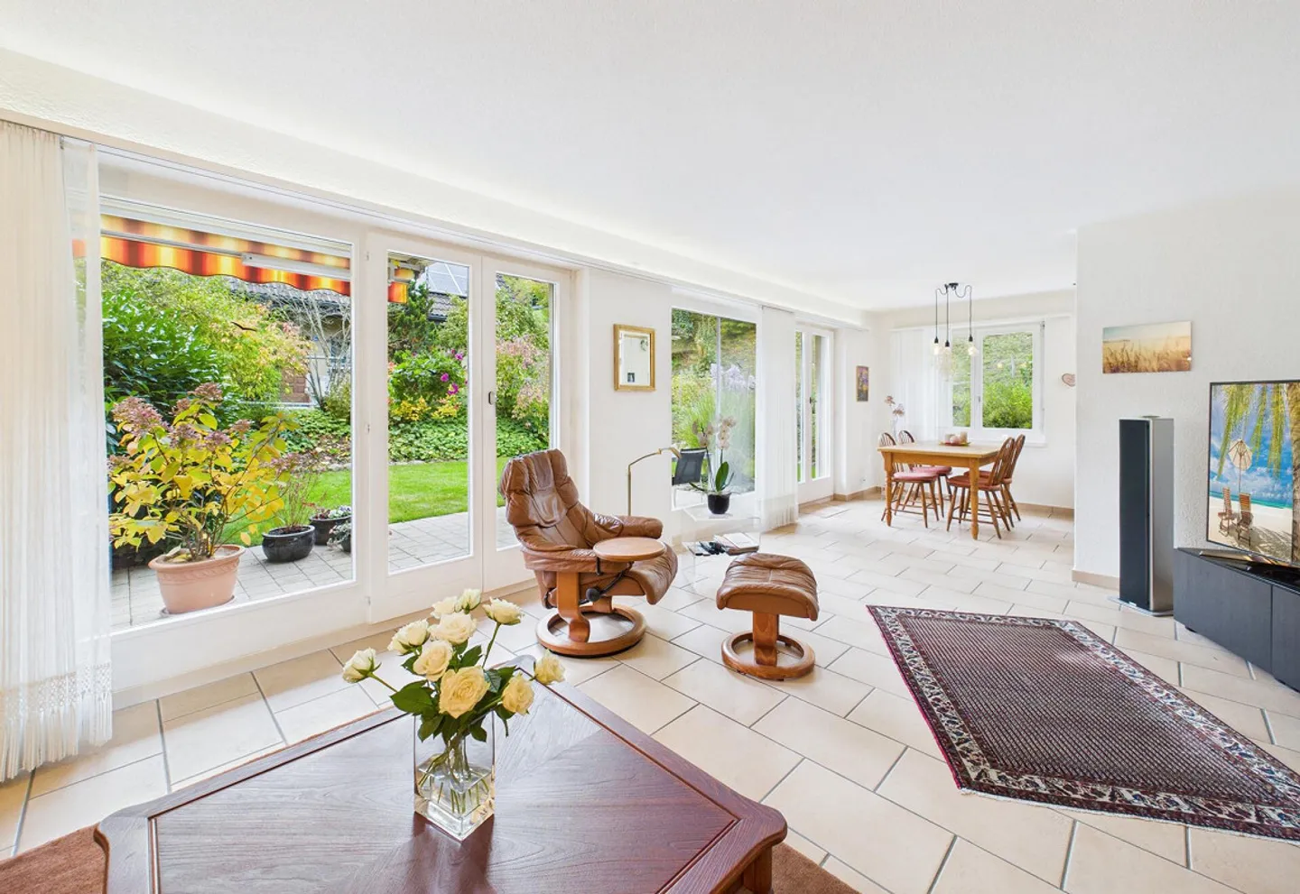 Charmantes Haus mit idyllischem Garten - Foto 5 von 14