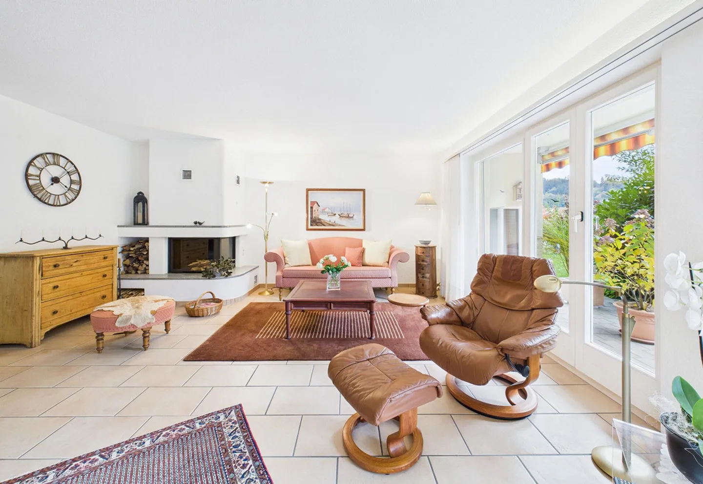 Charmantes Haus mit idyllischem Garten - Foto 6 von 14