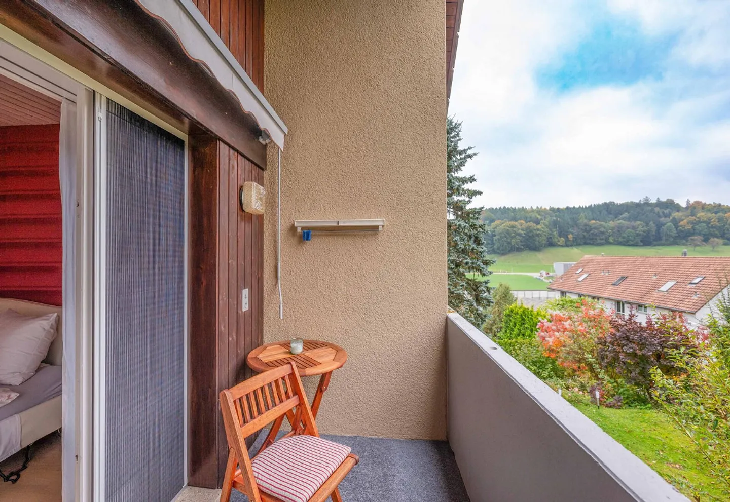 Charmantes Haus mit idyllischem Garten - Foto 10 von 14