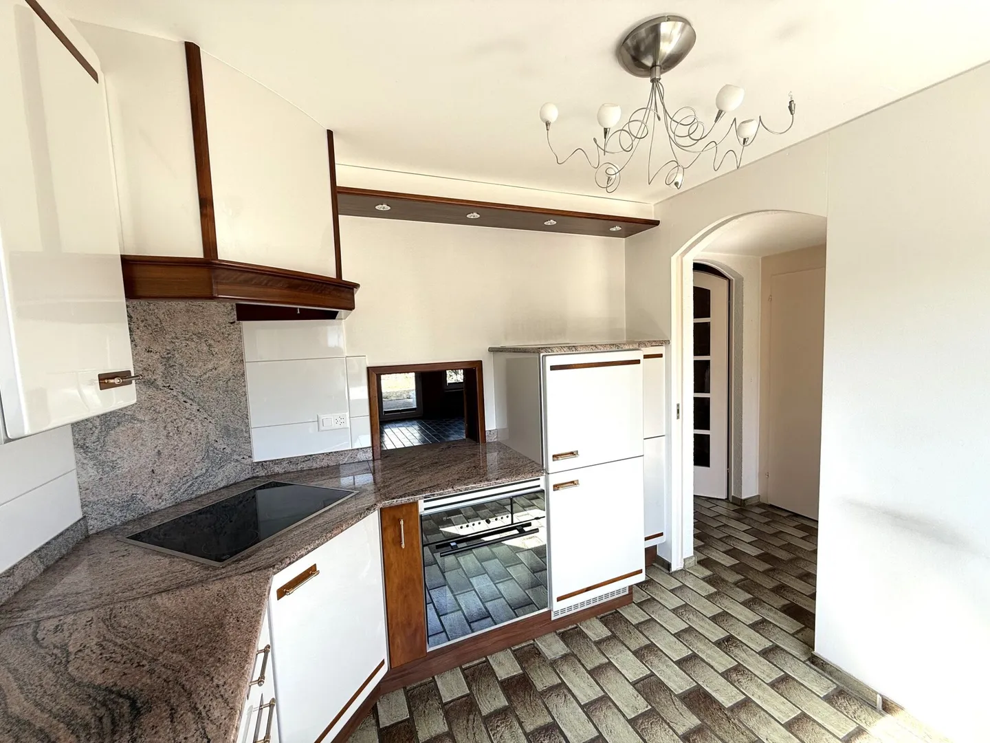 Maison Charmante avec Jardin à Reinach - Photo 3 sur 21