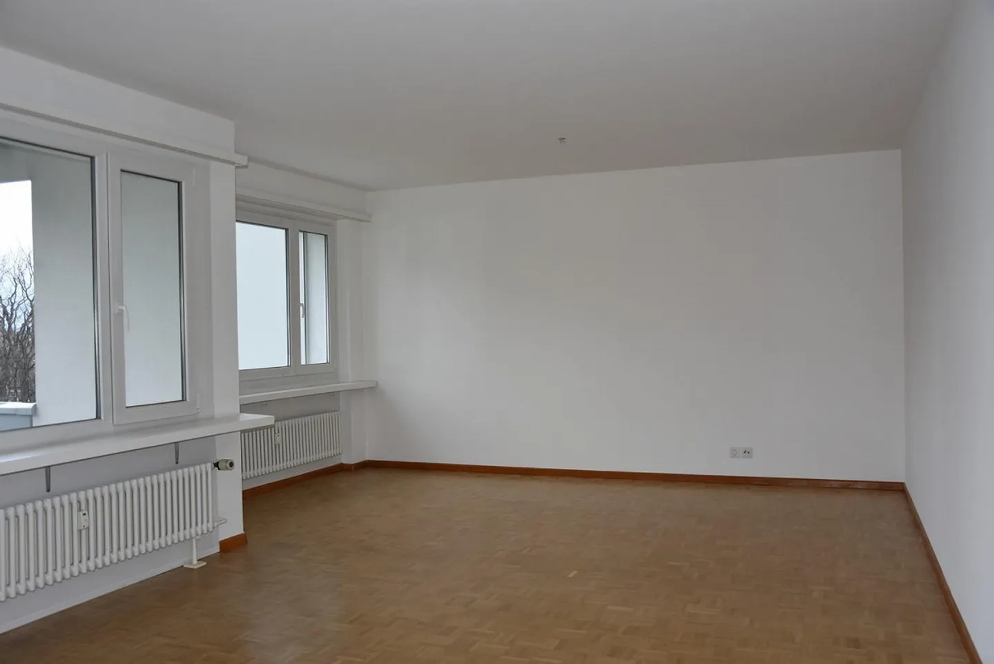 Maison dans la verdure - Photo 3 sur 5