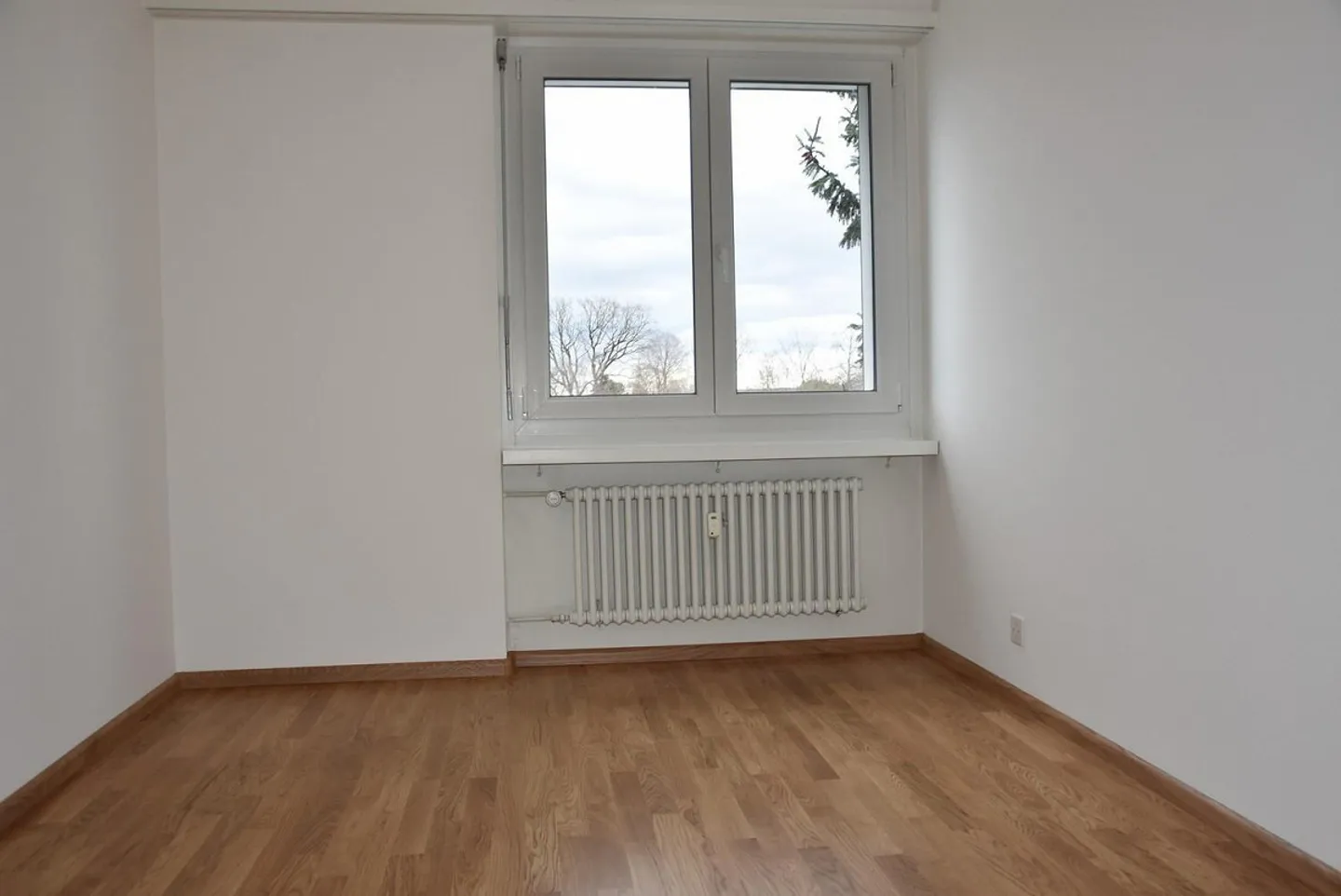 Maison dans la verdure - Photo 4 sur 5