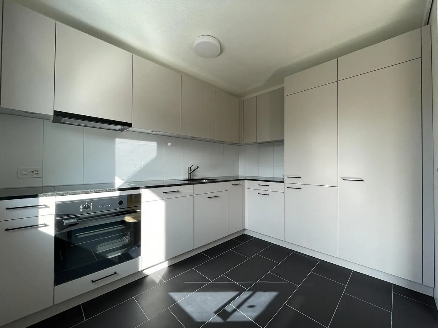 Maison dans la verdure - Photo 1 sur 5