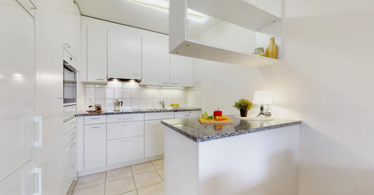 Charmante Dachwohnung in ruhiger Lage - Foto 3 von 8