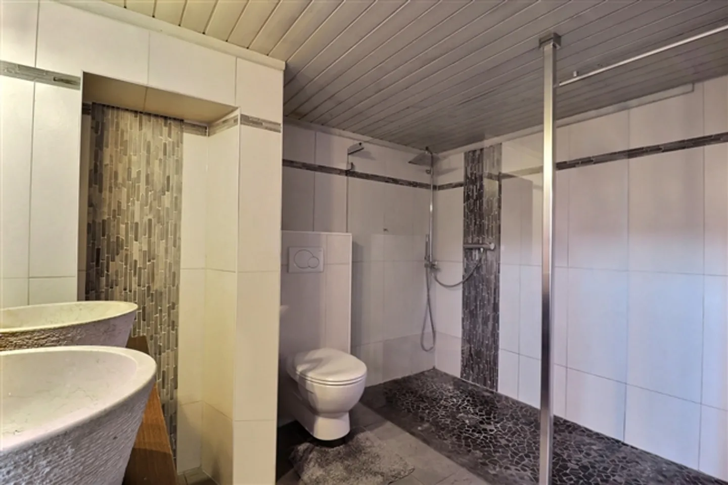 Beautifully renovated farmhouse in Gruyère - Photo 6 of 14