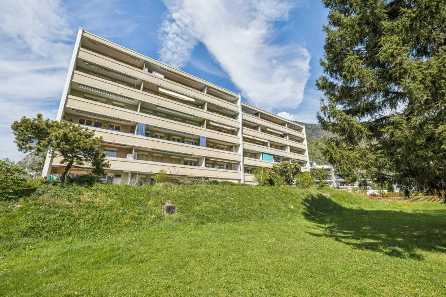 Apartment for Renovation - Photo 1 of 7