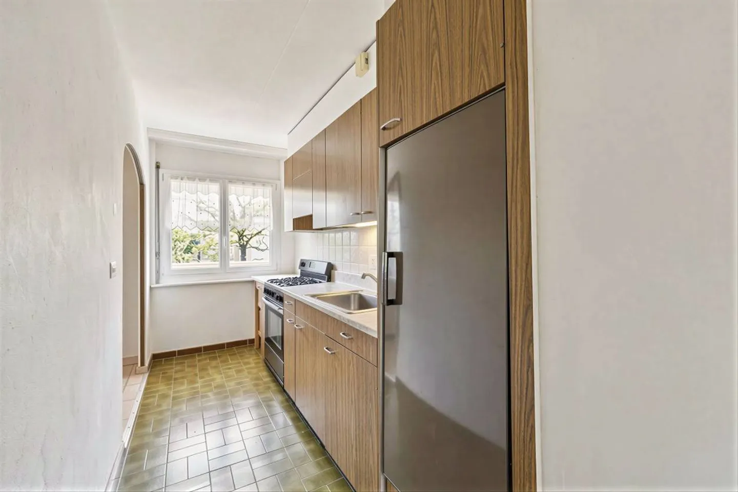 Apartment for Renovation - Photo 2 of 7