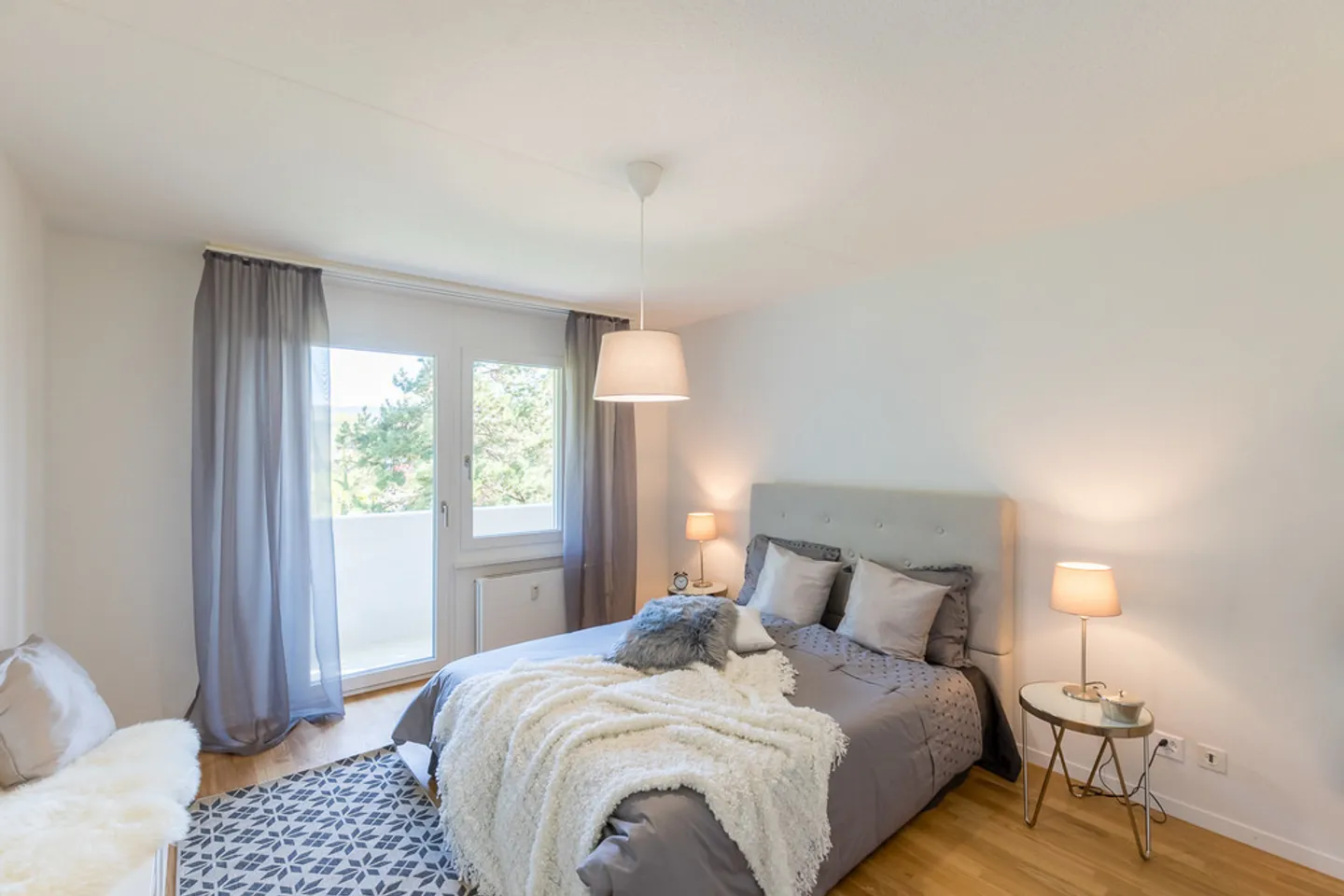 CENTRAL AND QUIET LIVING - Photo 6 of 11