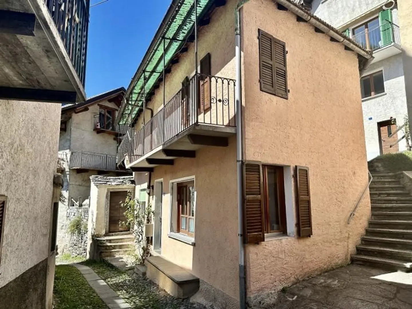 5 1/2-Room Ticino House in the Village Center - Photo 1 of 14