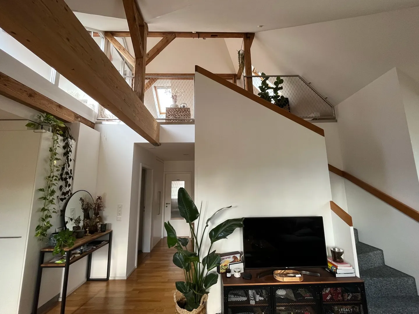 Modern 3.5 Room Attic Apartment with Gallery and Balcony - Photo 19 of 34