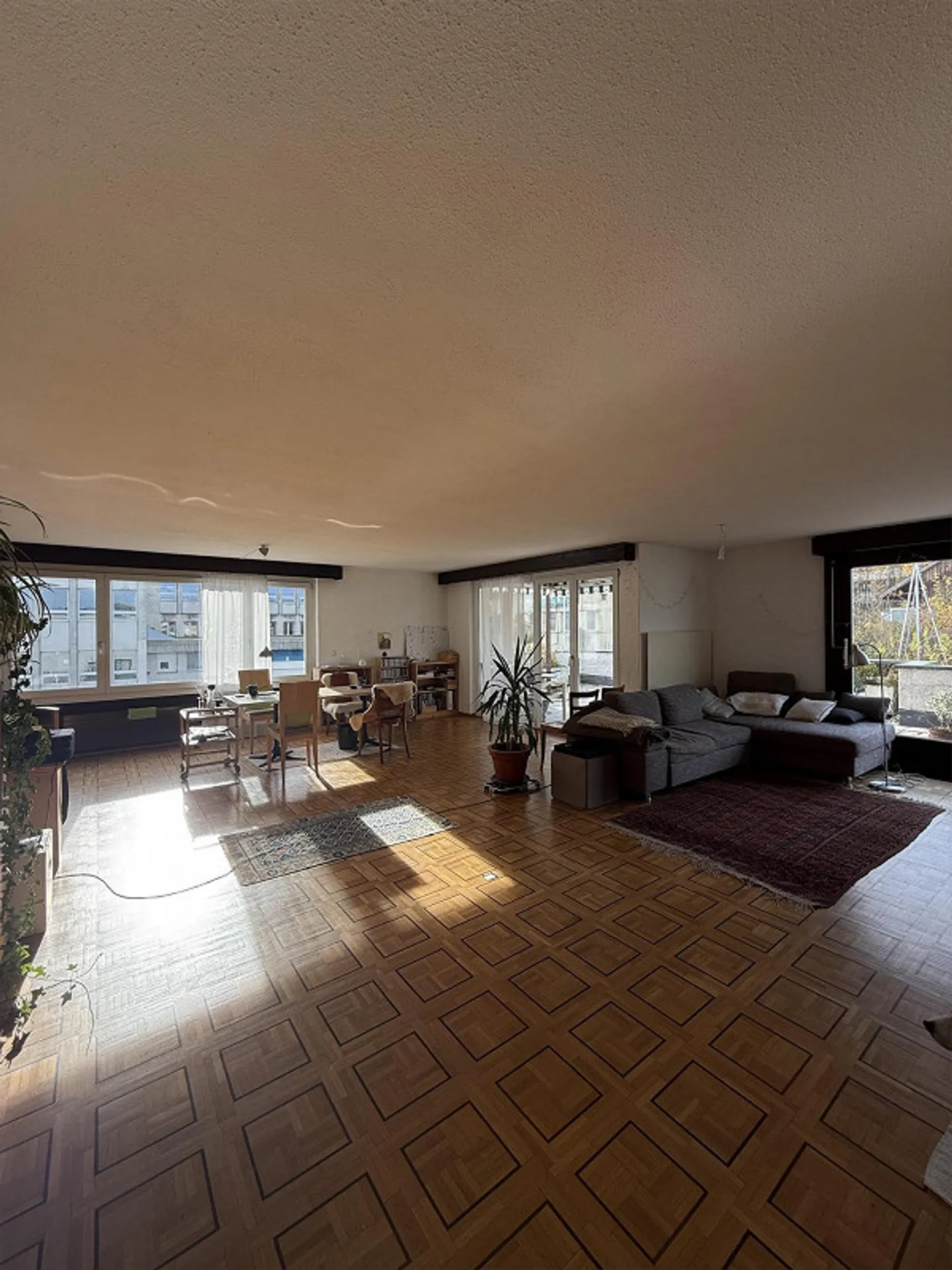 Charming 4-room apartment with fireplace in St. Gallen - Photo 4 of 26