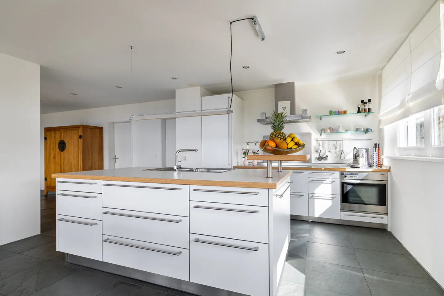 Geräumige Wohnung mit Seesicht - Foto 4 von 6