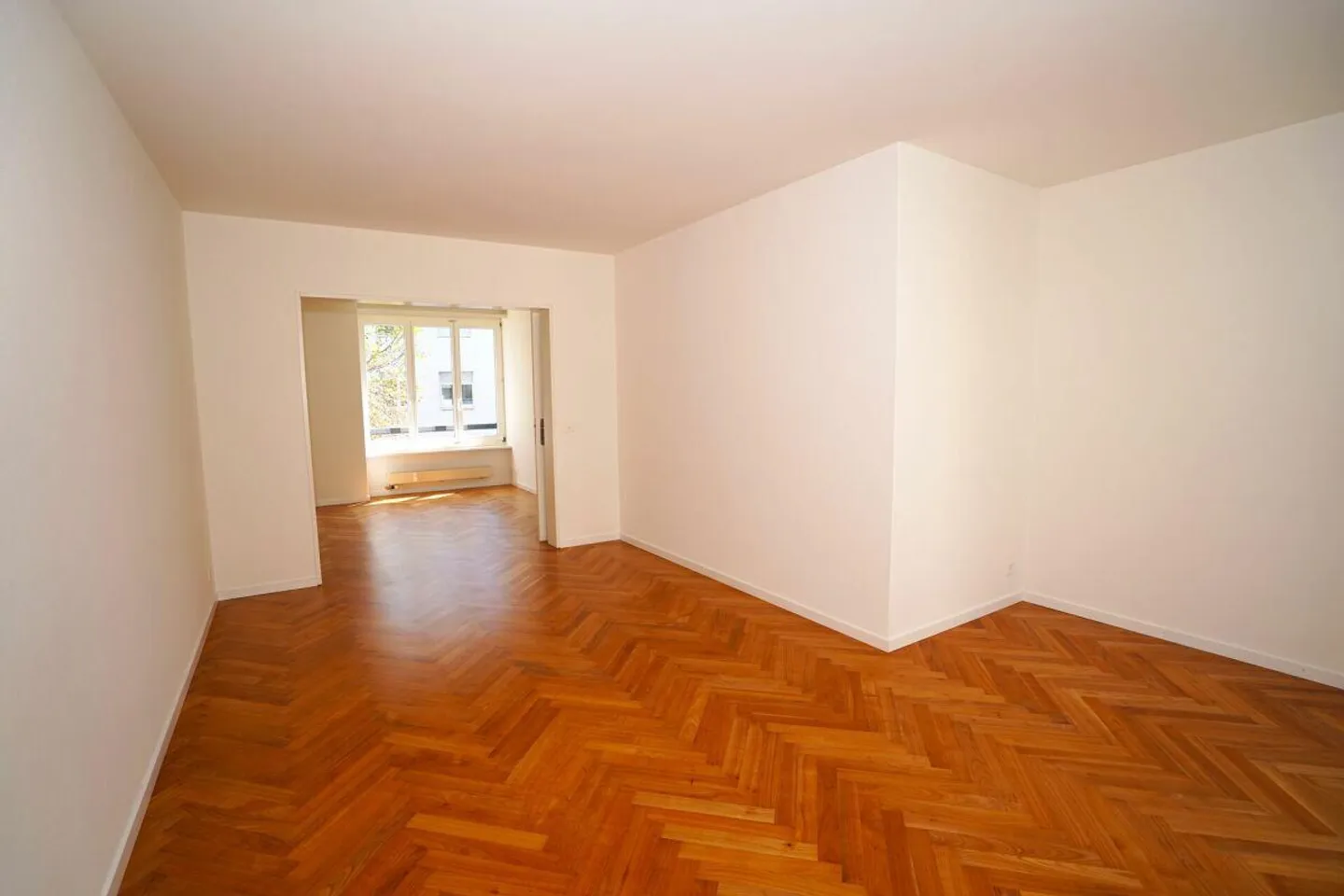 Multi-family house with 3 apartments in the central Bachletten district - Photo 14 of 17