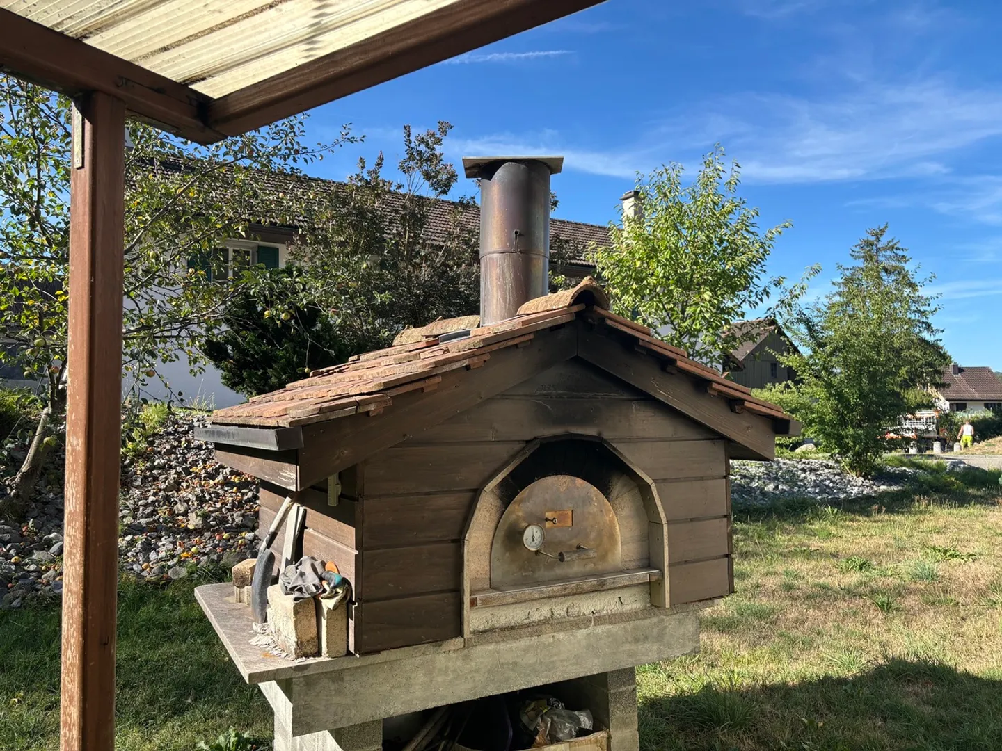 Charmantes Einfamilienhaus mit grossem Garten und viel Potenzial  - Foto 5 di 16