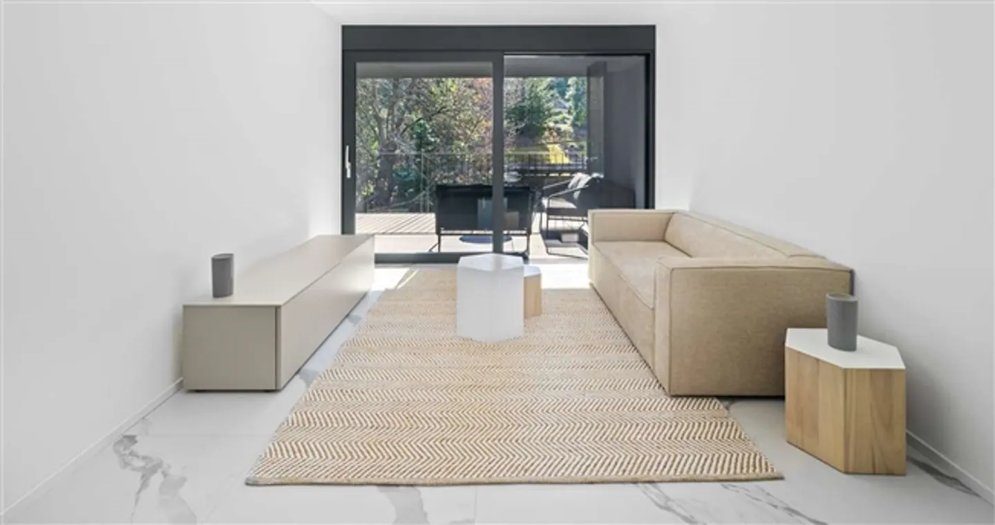 Appartement 2,5 pièces nouvellement construit et meublé avec terrasse – un mélange réussi de luxe et de confort - Photo 4 sur 20