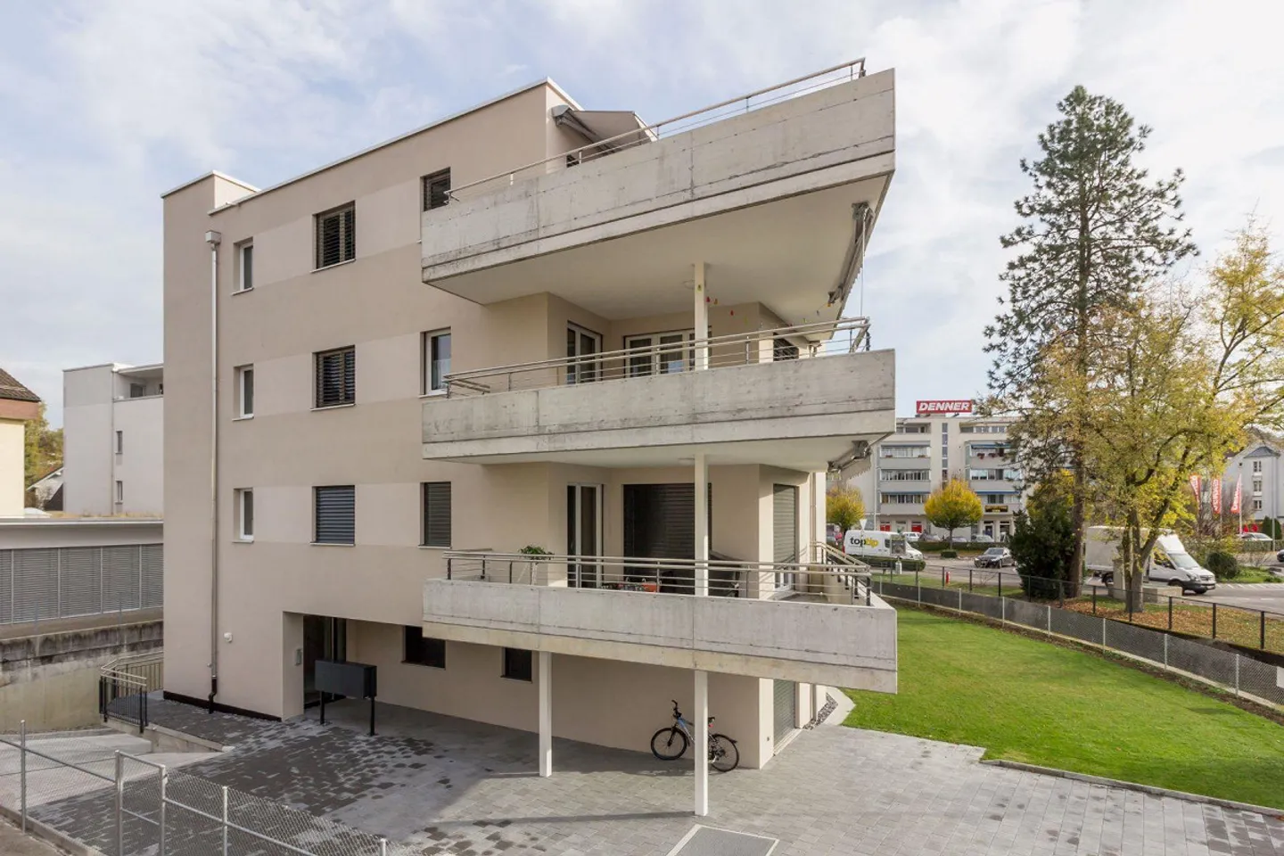 Spazioso, luminoso, con un bel balcone: La tua nuova casa a Gossau - Foto 8 di 8
