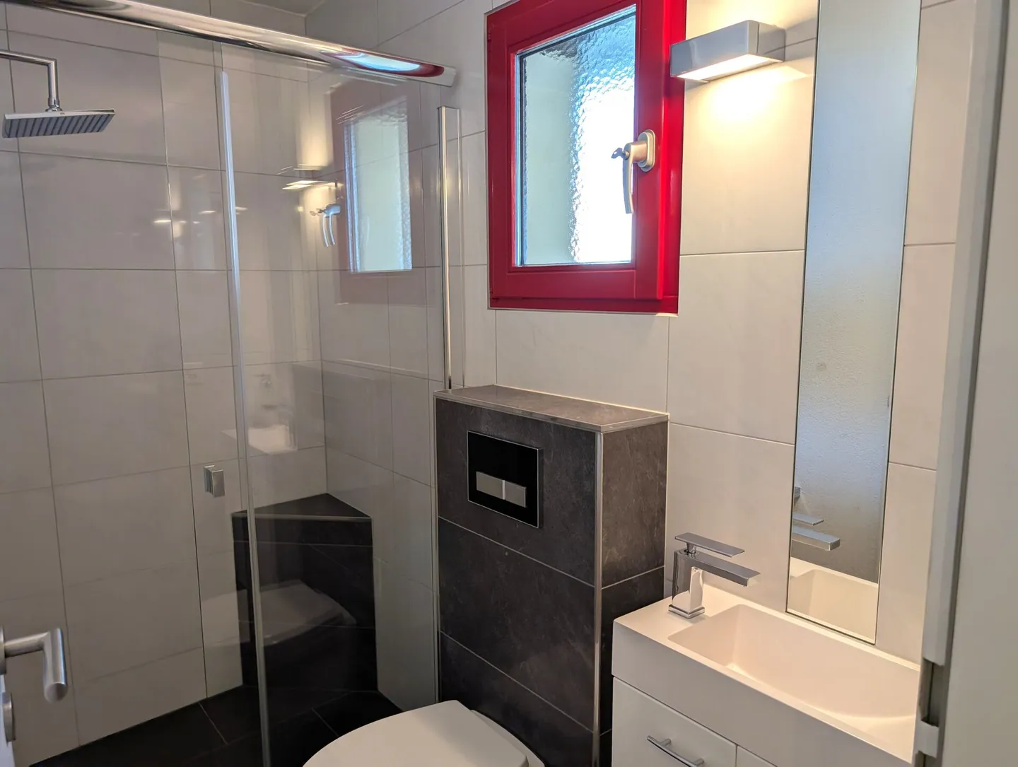 Family Oasis - 6½ Room Semi-Detached House - Photo 15 of 23