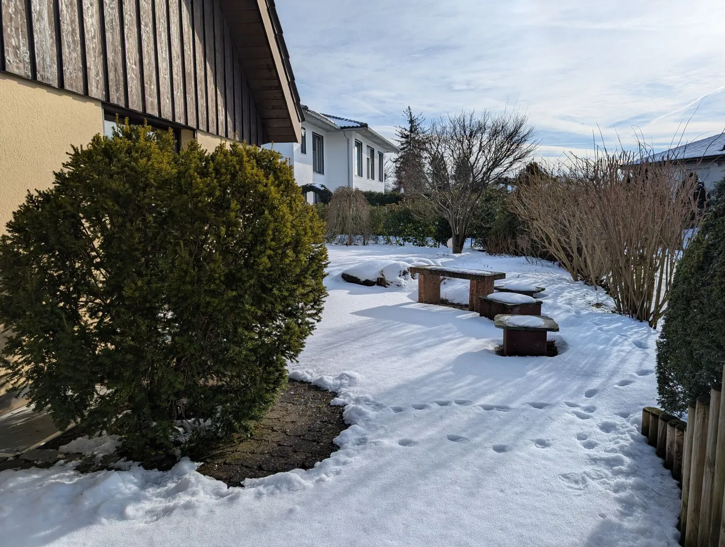 Family Oasis - 6½ Room Semi-Detached House - Photo 20 of 23