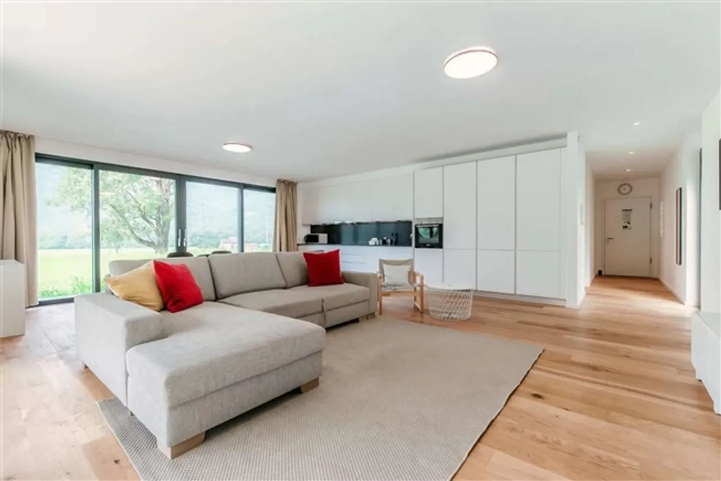 APPARTAMENTO 2,5 STANZE CON GIARDINO PRIVATO - INVESTIMENTO O APPARTAMENTO PER VACANZE - Foto 14 di 15