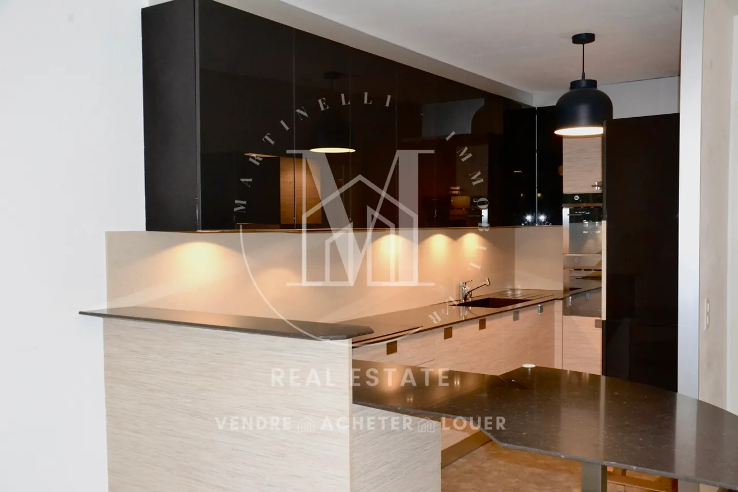 Wohnung mit Terrasse 5 Zimmer - Foto 3 von 5