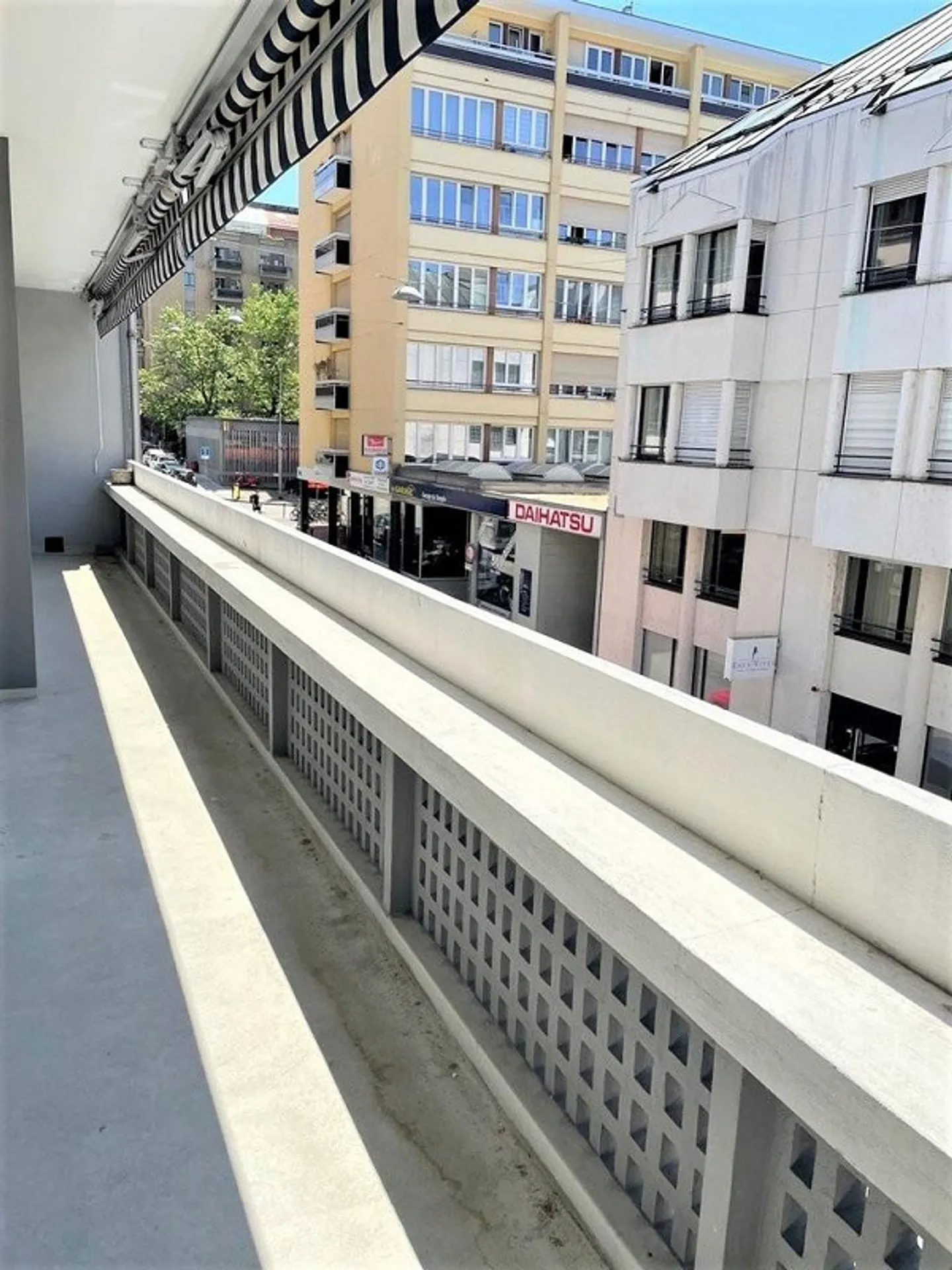 Eaux-Vives: beautiful apartment with balcony - Photo 11 of 11