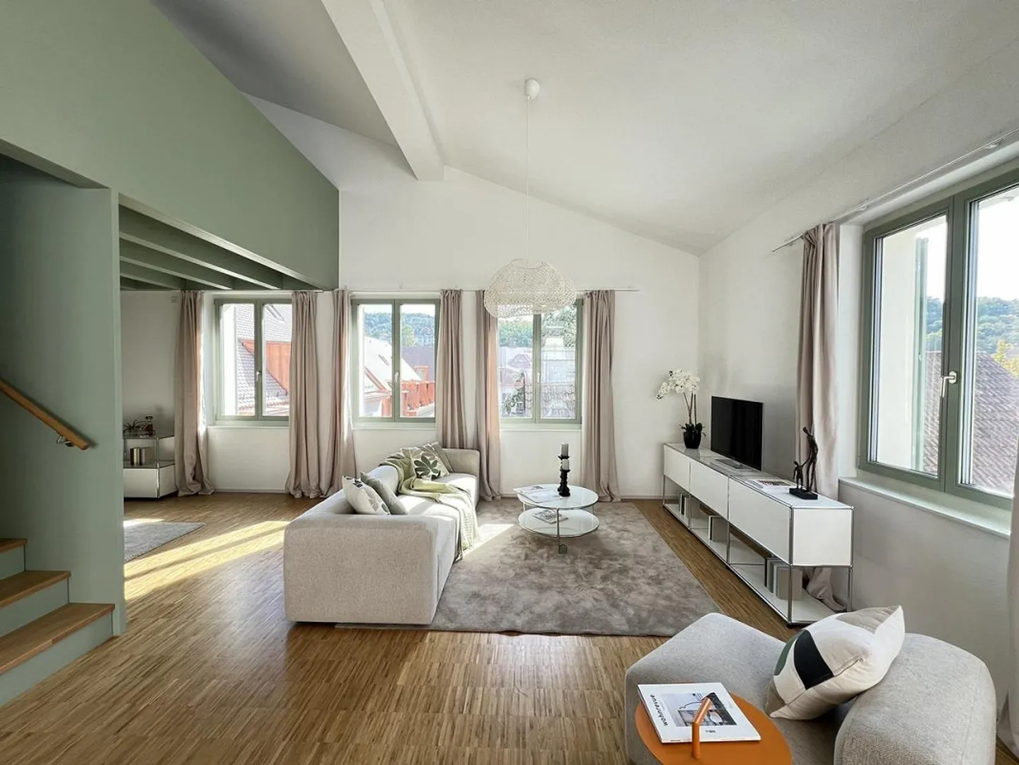 Appartamento LOFT unico e luminoso di 3,5 stanze nel cuore del centro storico - Foto 1 di 12