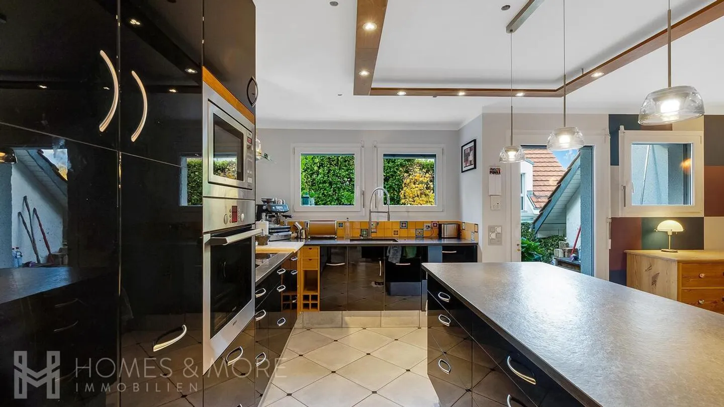 VOTRE NOUVEAU FOYER - MODERNE, FAMILIALE ET SITUÉ AU CALME - Photo 4 sur 10