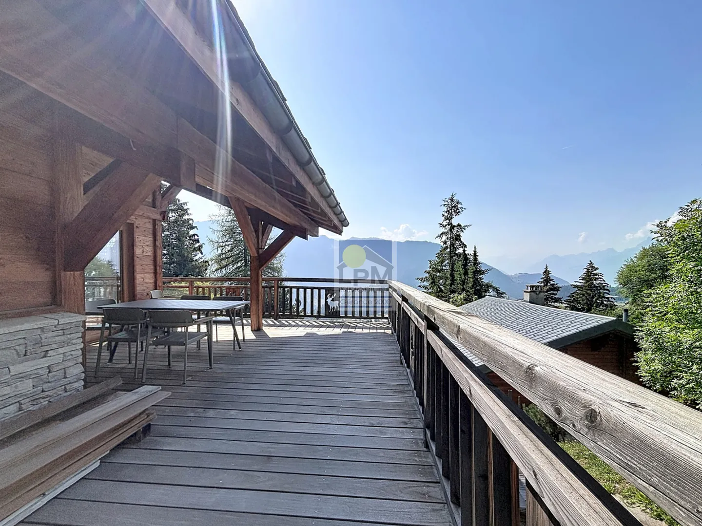 Elegant Chalet with Jacuzzi - Photo 10 of 13
