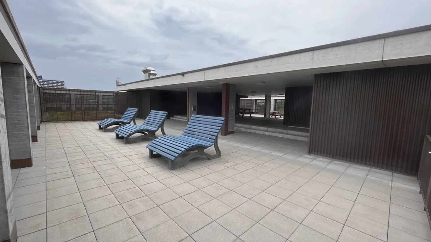 Modernes Studio mit Terrasse - Foto 5 von 7