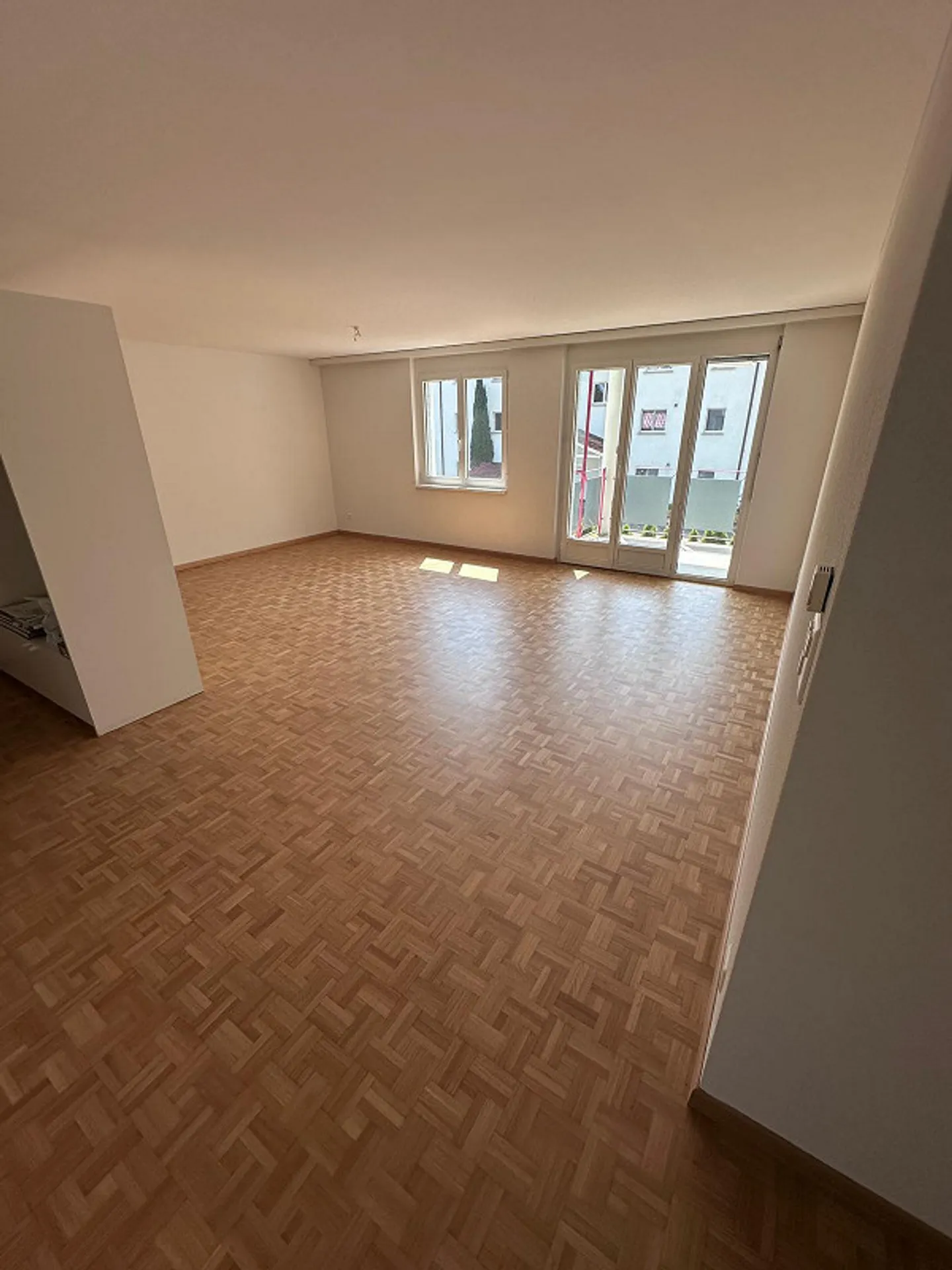 Charming 3.5 Room Apartment in Lüchingen - Photo 2 of 14
