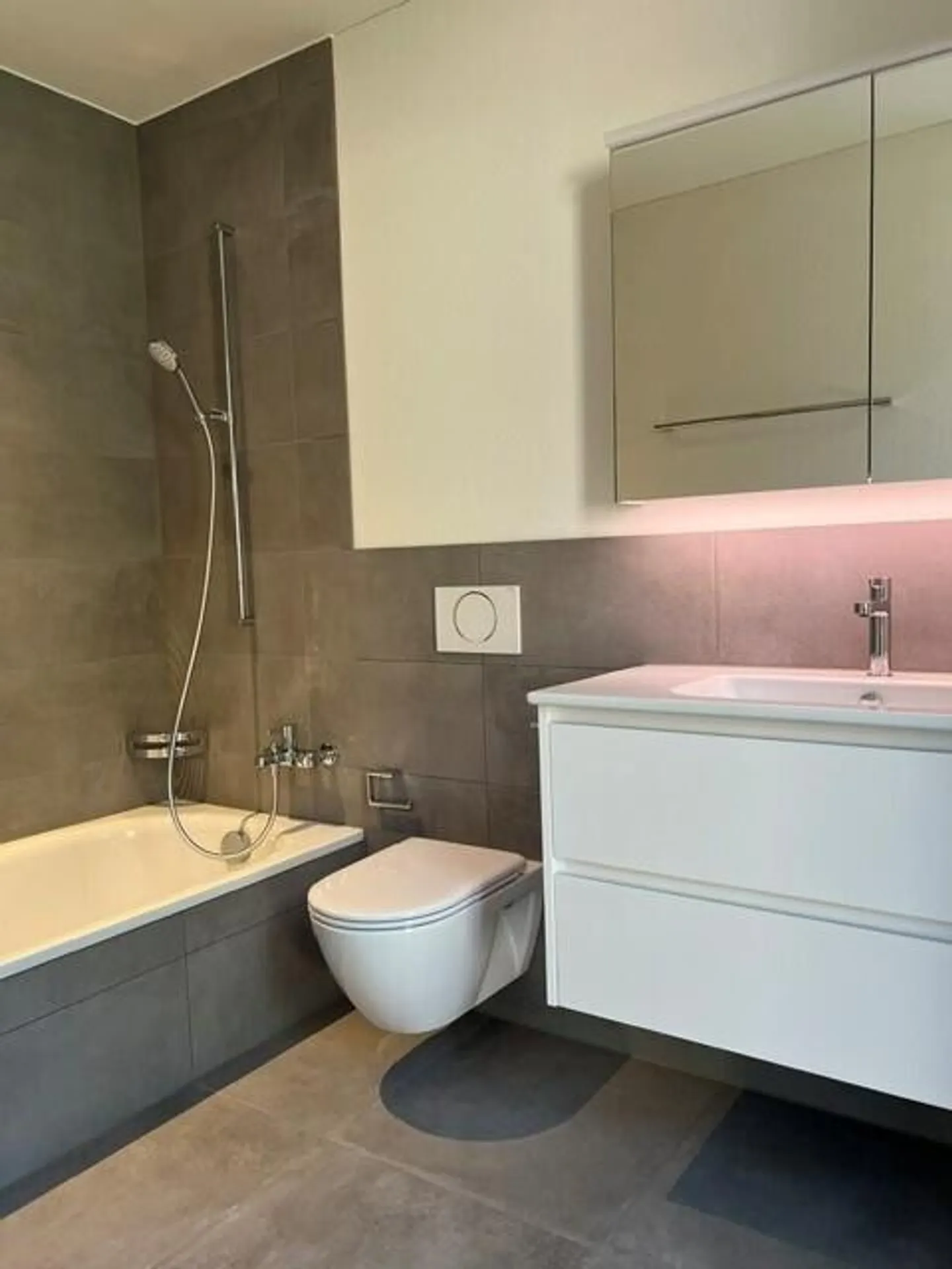 Moderne 5½-Zimmer-Wohnung in Seedorf - Foto 7 von 10