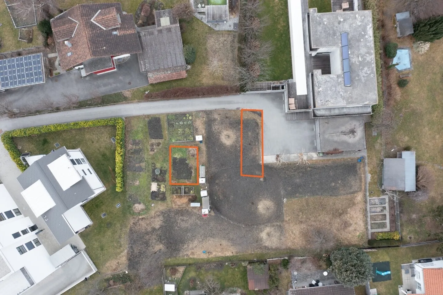 Deux parcelles de terrain à bâtir comme opportunité d'investissement - Photo 2 sur 3