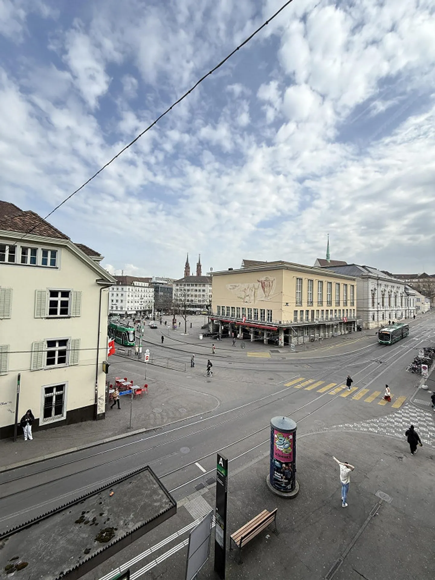 Charming Studio / Office directly at Barfüsserplatz - Photo 1 of 3
