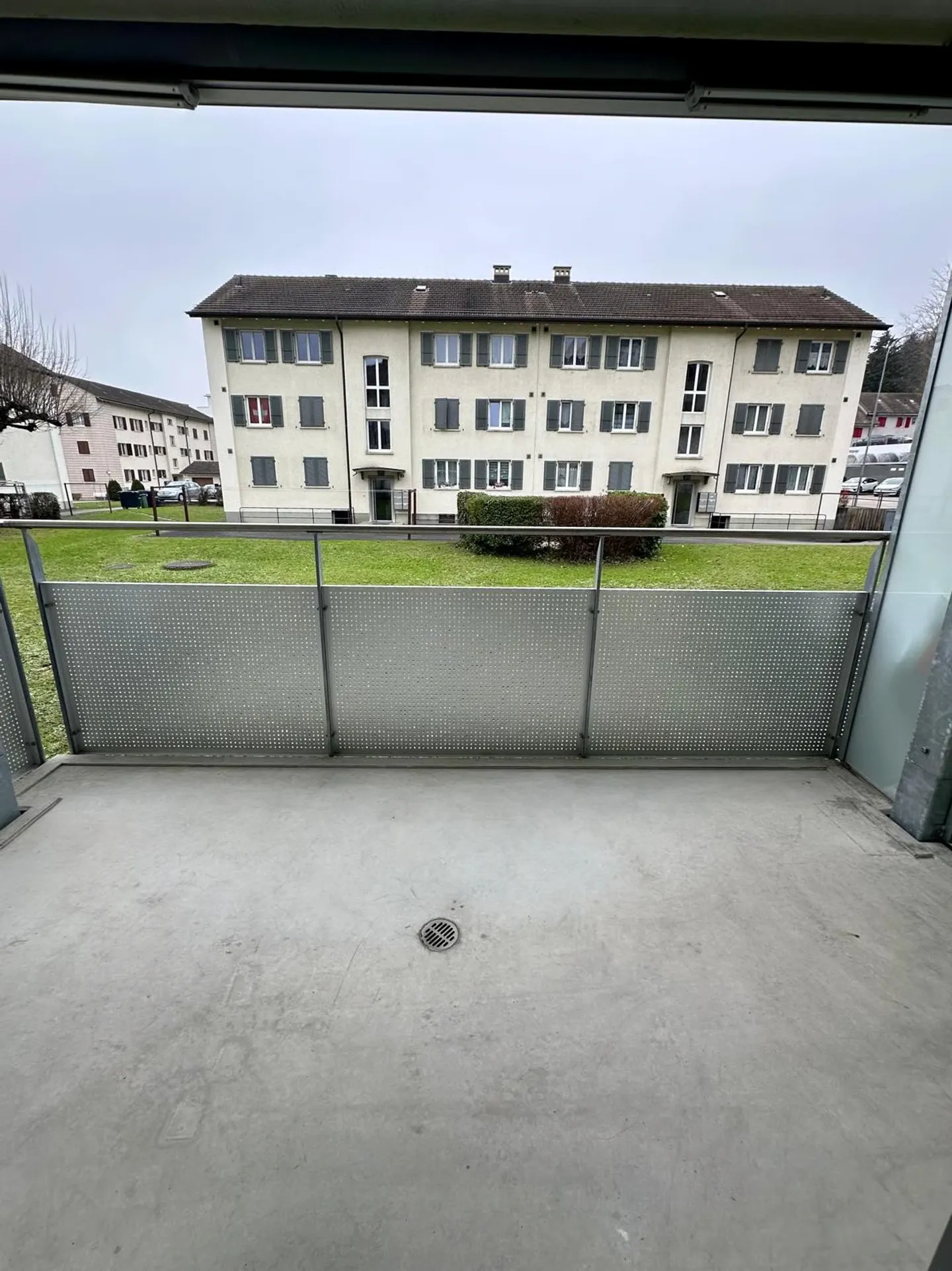 Appartement de 3 pièces dans un endroit calme - Photo 6 sur 6