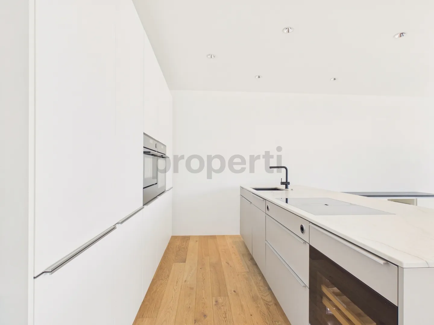 Modernes Apartment mit Seeblick - Foto 4 von 12