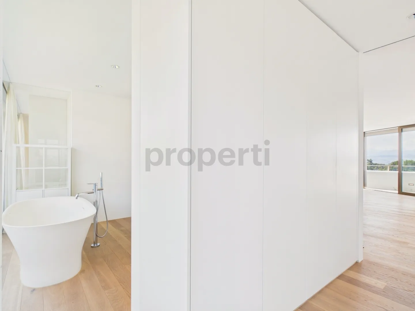 Modernes Apartment mit Seeblick - Foto 10 von 12