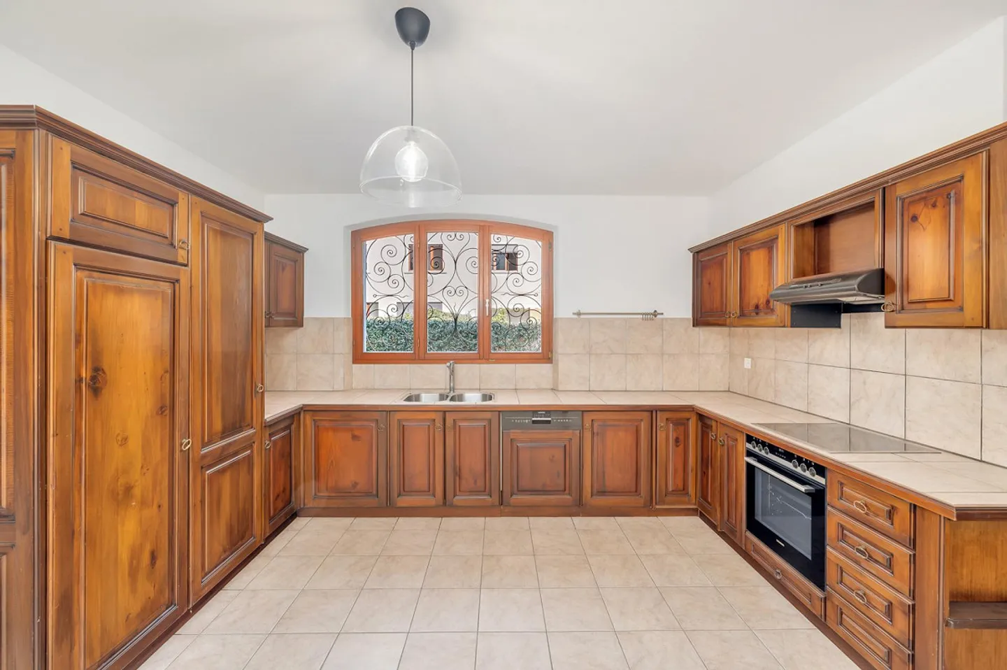 Villa dans un style méditerranéen - Luxe et style intemporel - Photo 6 sur 11