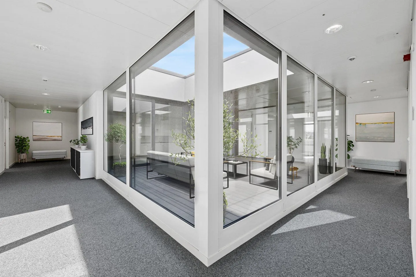 Spazio ufficio ampliato con ampio spazio esterno - Foto 3 di 9