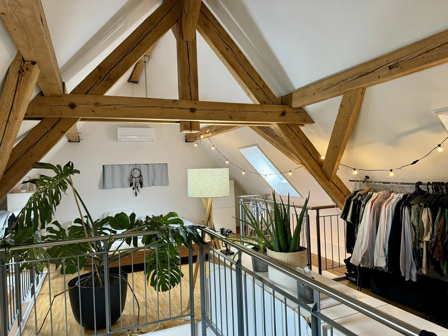 Magnifique appartement en duplex de 3,5 pièces dans un emplacement central - Photo 6 sur 13